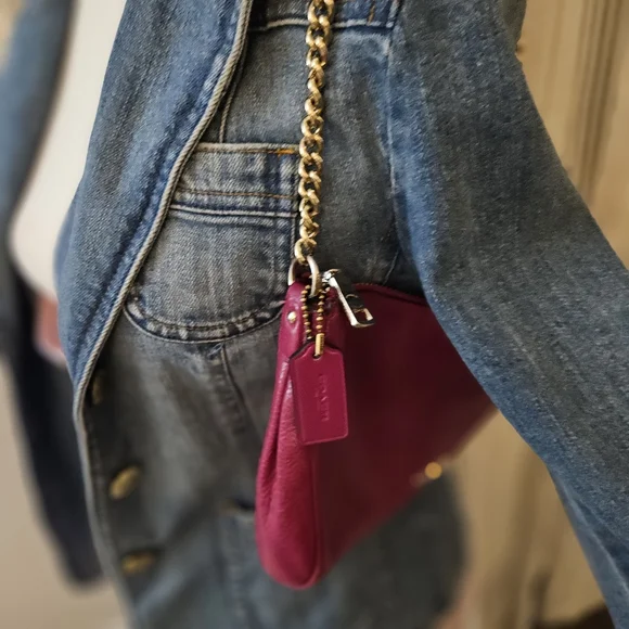 Coach Magenta Leather Crossbody Bag - Picture 4 of 10